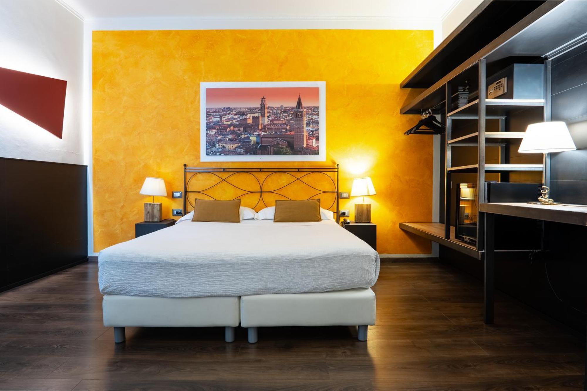 Hotel Italia