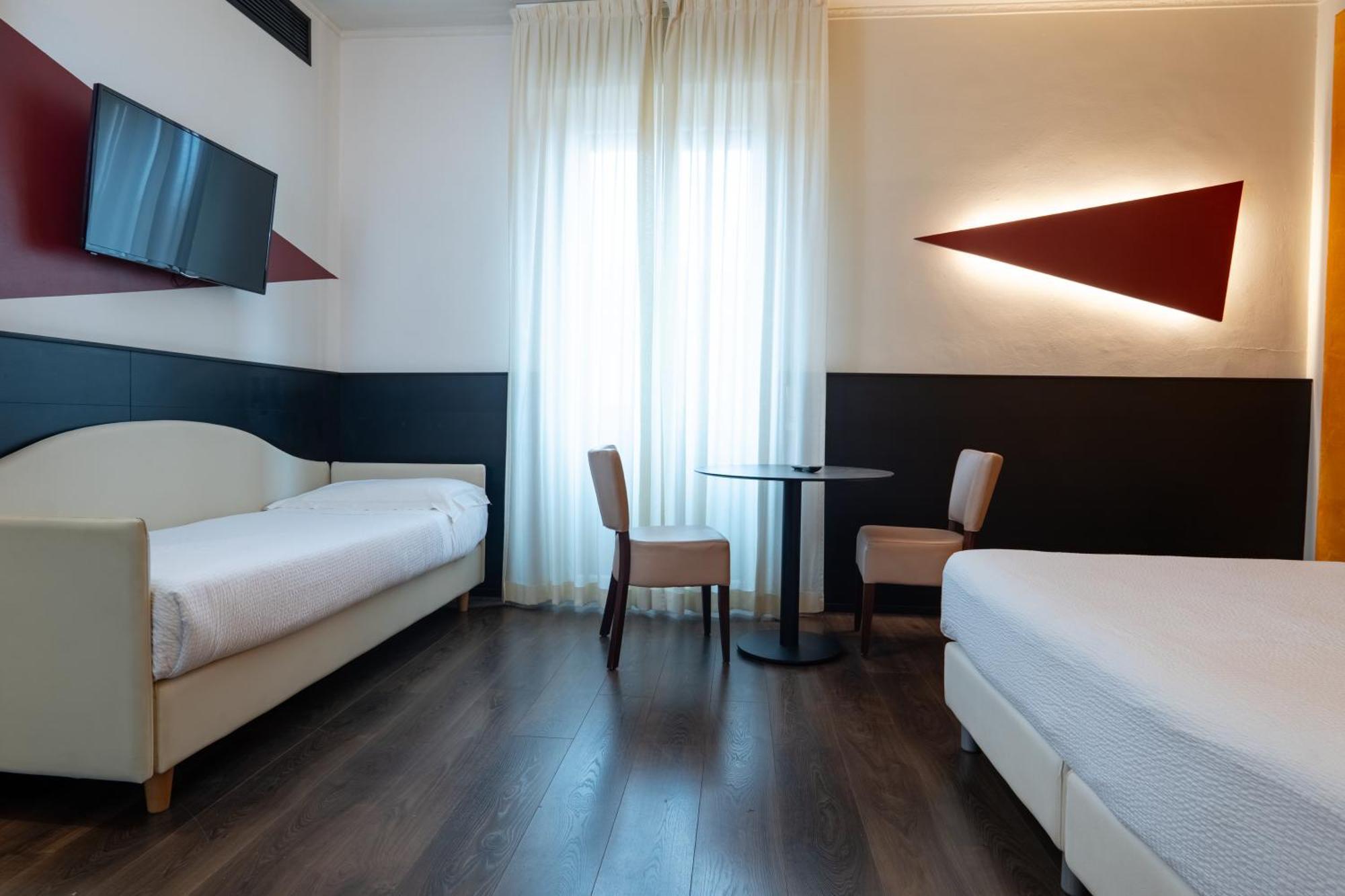 Italia Hotel
